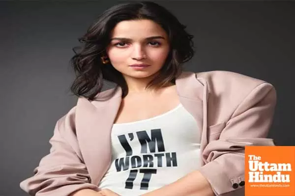 Exclusive! Alia to celebrate Holi, birthday amidst friends and family in Alibaug Exclusive! Alia to celebrate Holi, birthday amidst friends and family in Alibaug