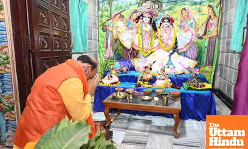 Lok Sabha Speaker Om Birla visits Radha-Krishna Temple