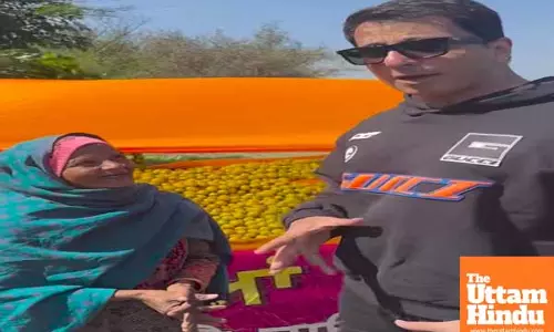 Sonu Sood makes a heartfelt appeal for elderly woman selling fruit by the roadside