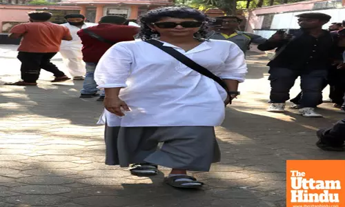 Celebrities attend Actor Deb Mukherjees Funeral