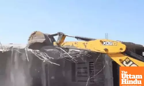 Punjab Govts War on Drugs: Bulldozer Demolishes House of Notorious Smuggler