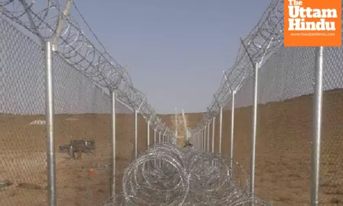 Key Pak-Afghan border crossing set to reopen today after weeks of deadlock