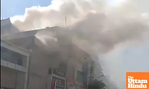 Massive fire at Udaipurs Bapu Bazaar, family of four rescued