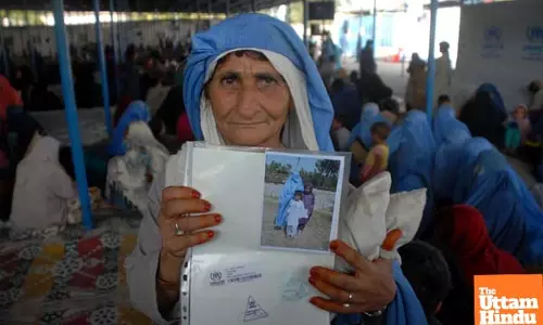 Afghan government urges Pakistan to halt expulsion of refugees as deadline approaches