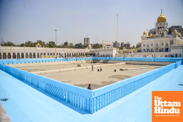 Sarovar Water Filling Ceremony at Gurdwara Bangla Sahib Sarovar Water Filling Ceremony at Gurdwara Bangla Sahib