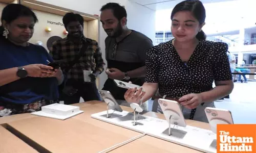 PLI push: ‘Made in India’ smartphone shipments up 6 pc, Apple and Samsung lead