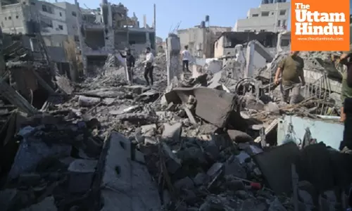 Egypt, Qatar discuss joint efforts on Gaza ceasefire over phone