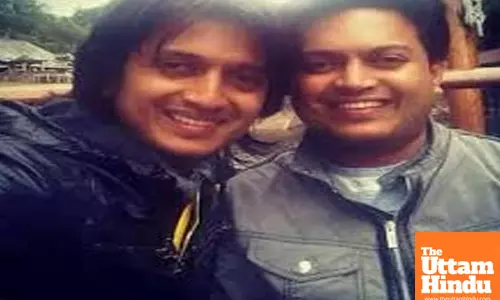 Riteish Deshmukh showers birthday love on his bhaiya Amit Deshmukh with rare unseen photo