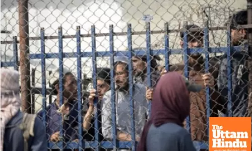 No change in deadline for Afghan citizens to leave country: Pakistan