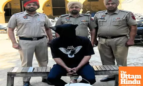 Moga Police Cracks Down on Illegal Liquor Smuggling: Arrests Individual with 15 Liters of Illicit Liquor