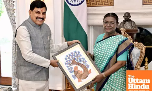 Madhya Pradesh Chief Minister Mohan Yadav meets President Droupadi Murmu