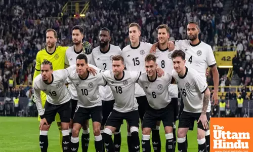 Germany hold off spirited Italy to reach Nations League semifinals