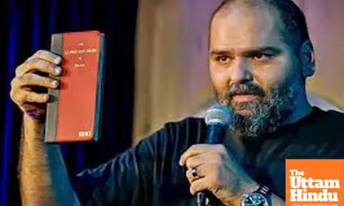 The only way forward, Kunal Kamras Constitution take on Shiv Sena protest