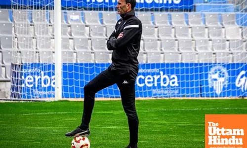 Kerala Blasters sign Spanish tactician David Catala as head coach on 1-year deal