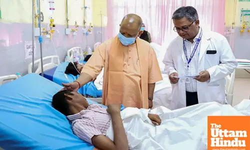 CM Yogi Adityanath Visits Hospital To Meet Children Affected By Food Poisoning