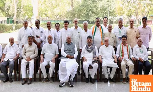 Kharge meets DCC chiefs from Karnataka; DK Shivakumar says a great step forward