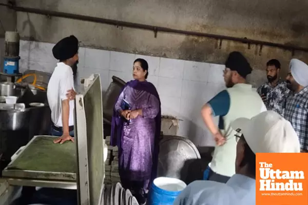 Health Department Seals 450 kg of Adulterated Paneer in Patiala Factory Health Department Seals 450 kg of Adulterated Paneer in Patiala Factory