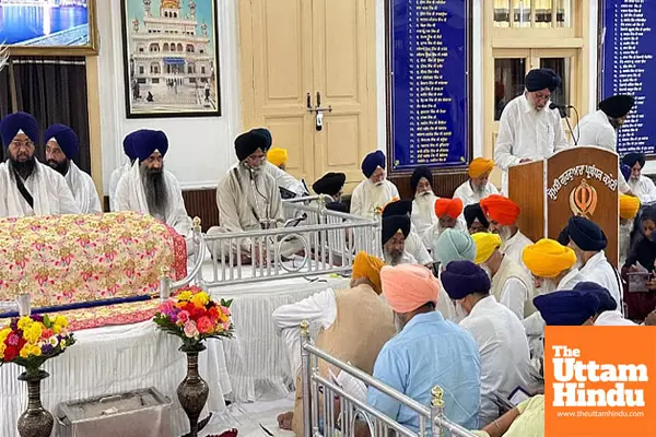 Tensions Rise During SGPC Budget Session Amid Protests and Boycott Tensions Rise During SGPC Budget Session Amid Protests and Boycott