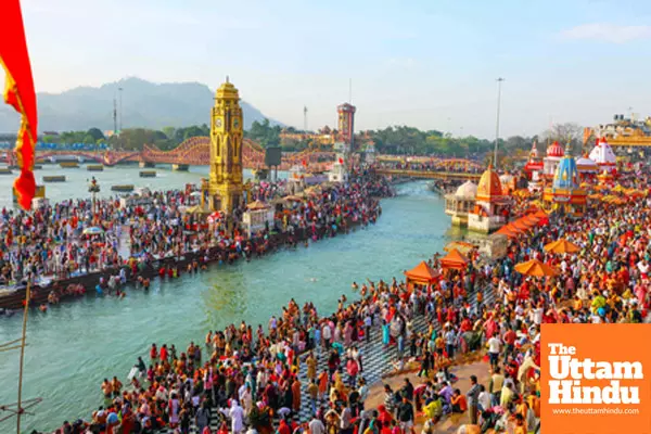 Devotees gather for Amavasya Snan