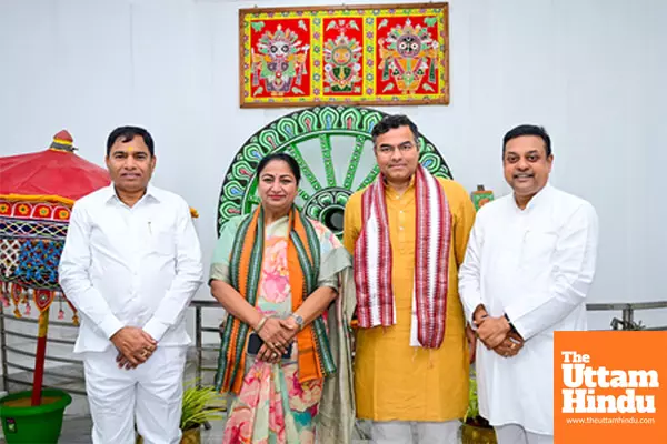 Delhi CM Rekha Gupta Along With Delhi Ministers Visits Puri Delhi CM Rekha Gupta Along With Delhi Ministers Visits Puri