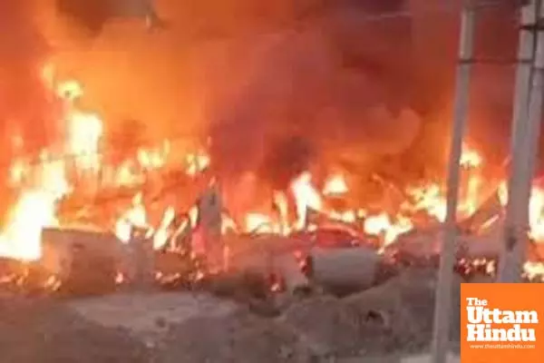 100 hutments gutted in Gurugram fire 100 hutments gutted in Gurugram fire