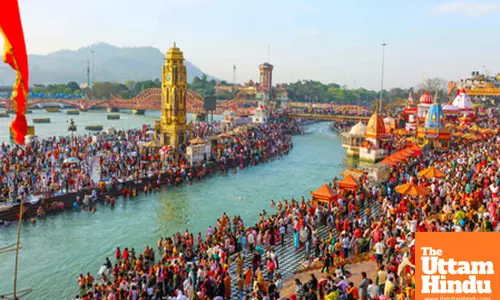 Devotees gather for Amavasya Snan