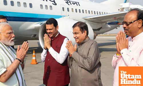 PM arrives in Maharashtra