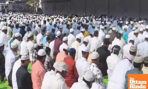 Eid prayers held peacefully in J&K as thousands throng to mosques