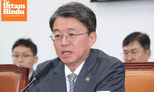 South Korean Constitutional Court justices reviewing Yoons impeachment case with extra care: Court official