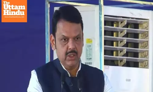 Aurangzebs tomb a protected monument, but wont allow its glorification: CM Fadnavis