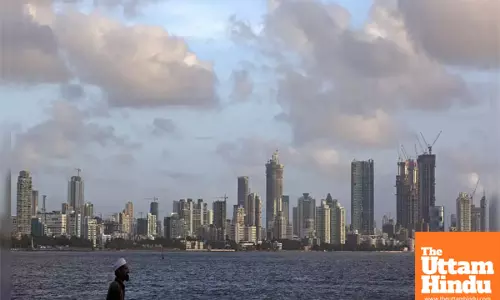 Mumbai clocks 9 pc property registration growth in FY25, premium homes lead