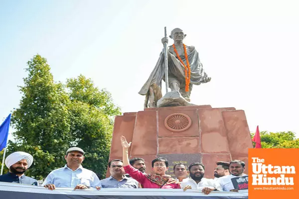 AAPs Protest At Vidhan Sabha
