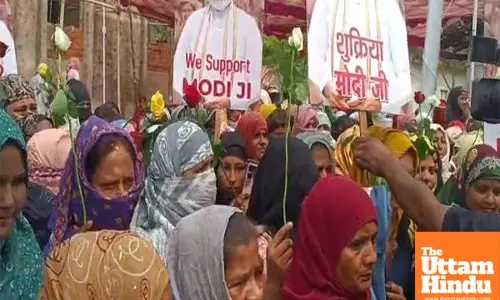 Bhopal’s Muslims burst firecrackers in support of Waqf (Amendment) Bill