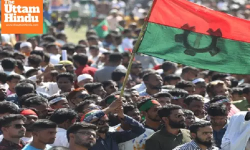 Bangladesh: BNP block roads protesting death of its leader