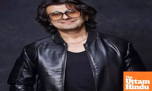 Sonu Nigam sings his first Wari song from Devmanus starring Mahesh Manjrekar