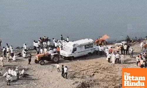 Mass Cremation in Dewas: 18 Victims of Gujarat Factory Blast Laid to Rest