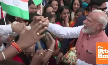 PM Modi arrives in Bangkok to enthusiastic welcome by Indian diaspora