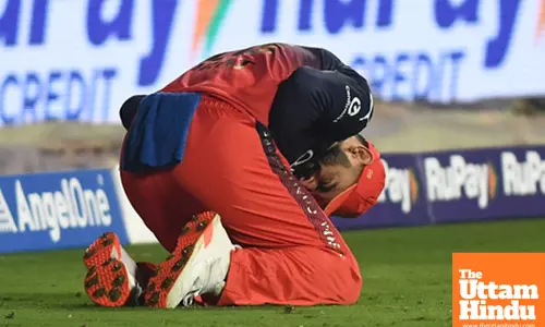 IPL 2025: Virat looks fine, theres no worry, says RCB head coach Andy Flower