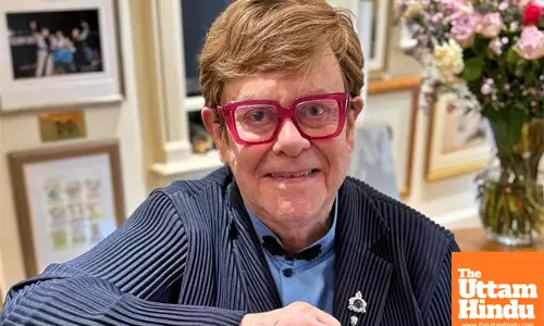 Elton John Struggles with Vision Loss, Unable to Watch TV or Attend Sons Sports Events