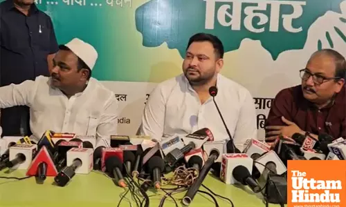 Tejashwi Yadav Promises Not to Implement Waqf Bill in Bihar if RJD Comes to Power