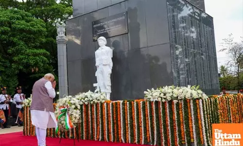 PM Modi Pays Homage at Indian Peace Keeping Force Memorial in Sri Lanka