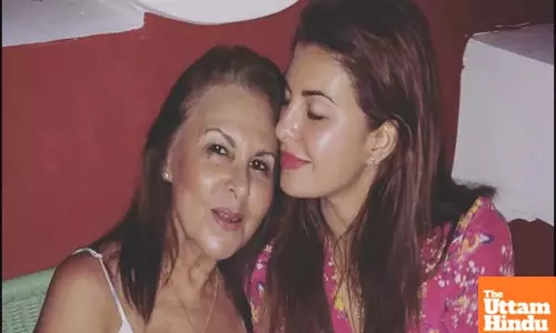Bollywood Grieves as Popular Actress’s Mother Dies After Sudden Stroke