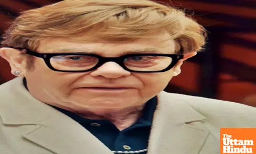 Elton John returns to SNL after a decade as he battles vision loss