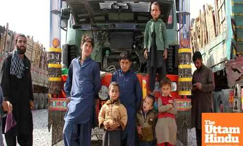 Pakistan continues to forcibly deport thousands of Afghan refugees