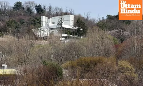 South Korea: Ex-Prez Yoon remains at official residence for 4th day following ouster