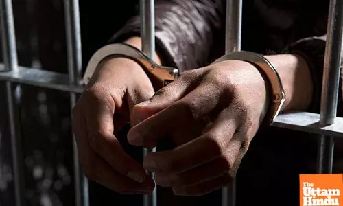 15-Second Heist: Shocking Video Shows Thief Steal Motorcycle