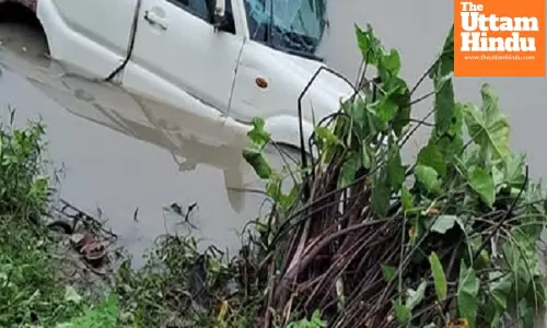 Family Returning from Ceremony Dies in SUV Crash into Pond