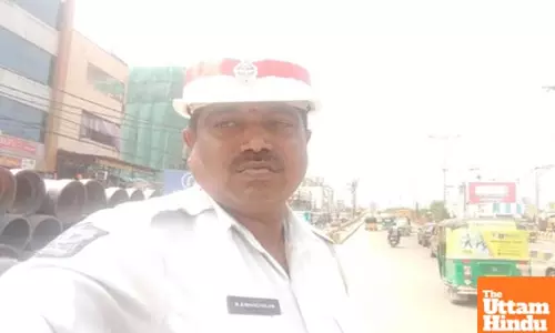 Traffic home guard killed as truck runs amok in Hyderabad