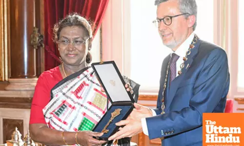 President Murmu receives the ‘City Key of Honour’