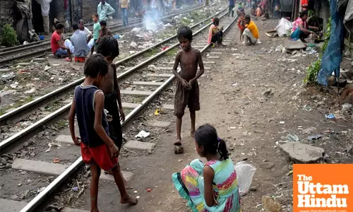 Thousands in Bangladesh face severe water crisis